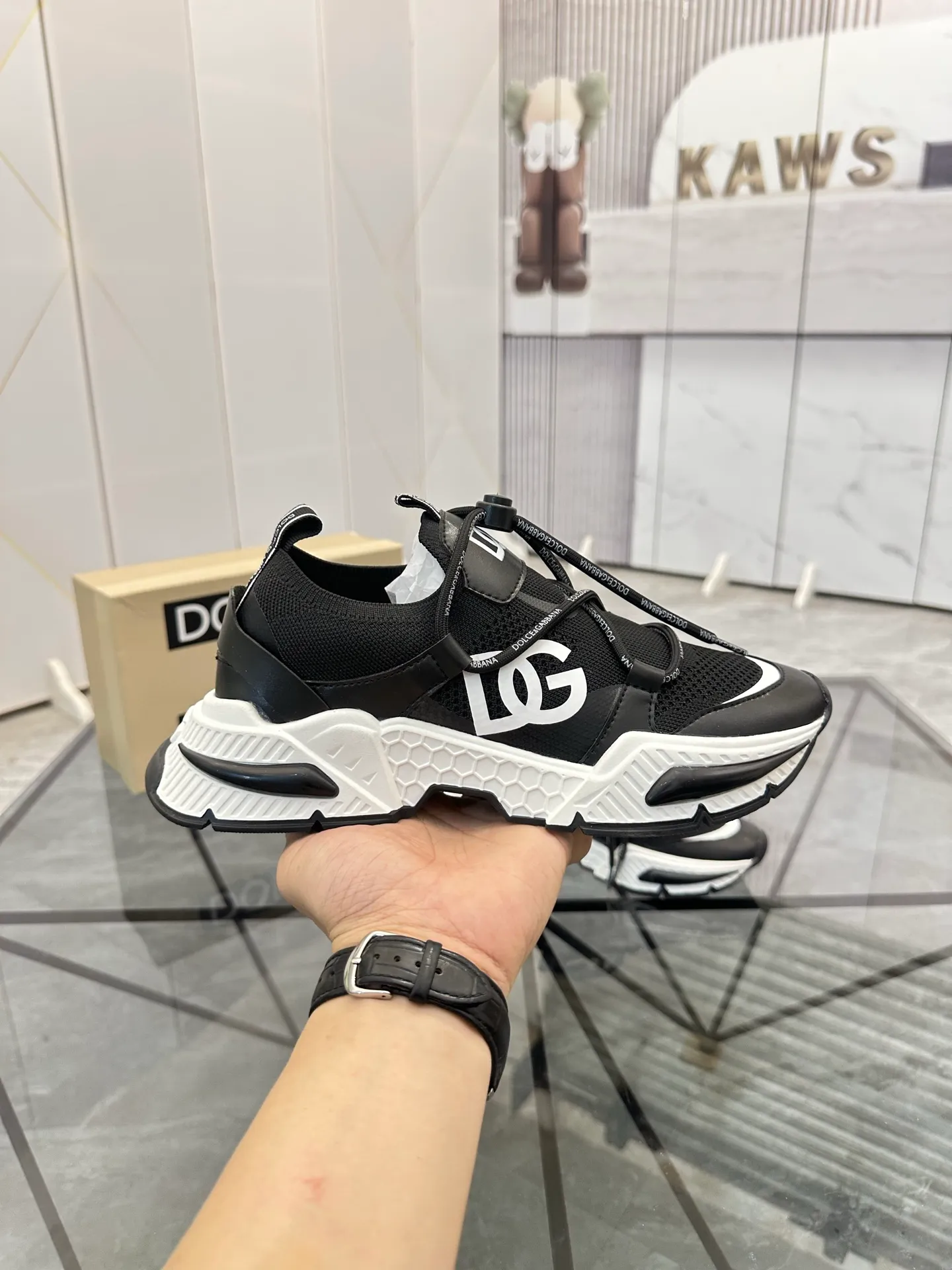 Men's shoes for sale 💰: 💰P500¥ Product trademark: DG* "Dolce & Gabbana*" low-top casual shoes Regular size: 35-45 (can be customized to 46) Couple style Product materials: Upper imported cowhide stitched with original fabric, breathable lining, original outsole. Number: 803